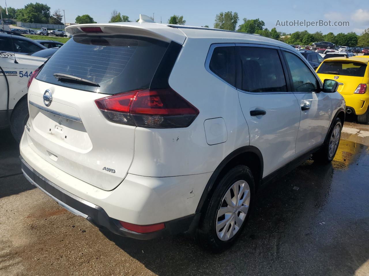 2018 Nissan Rogue S White vin: 5N1AT2MVXJC726697