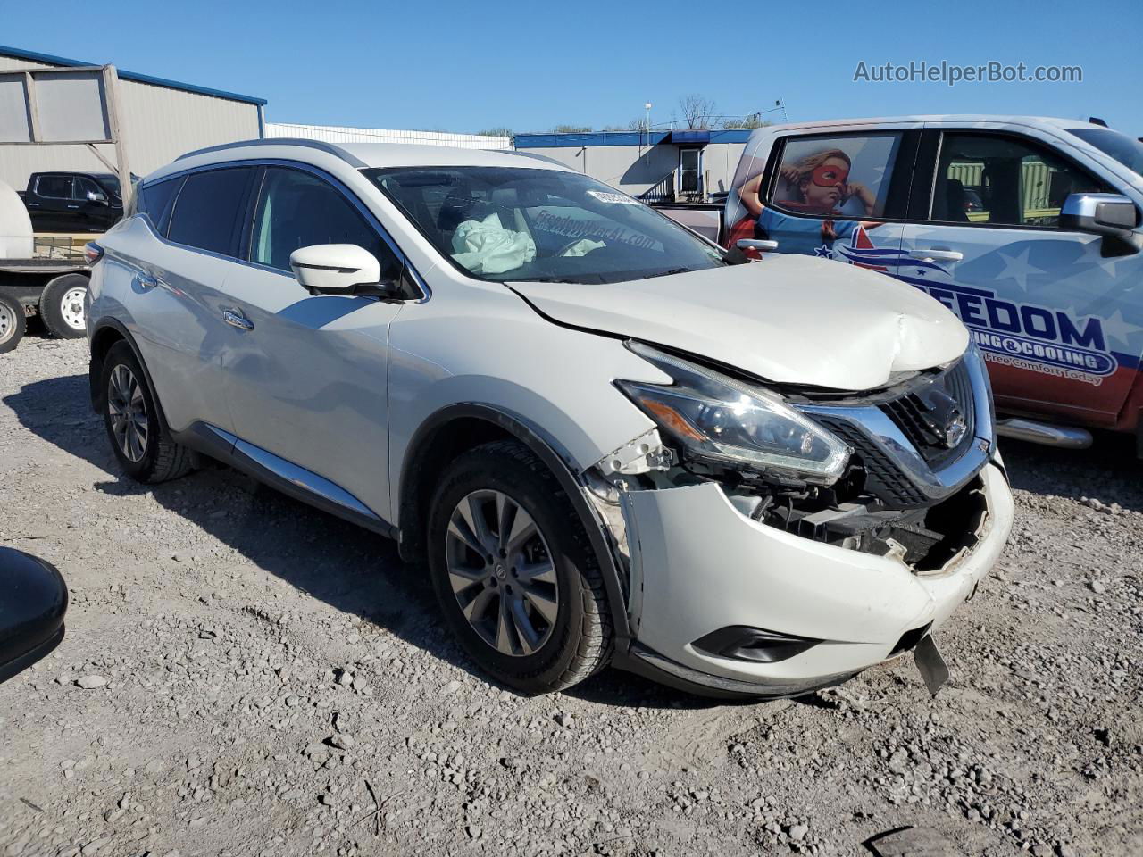 2018 Nissan Murano S White vin: 5N1AZ2MG1JN124677