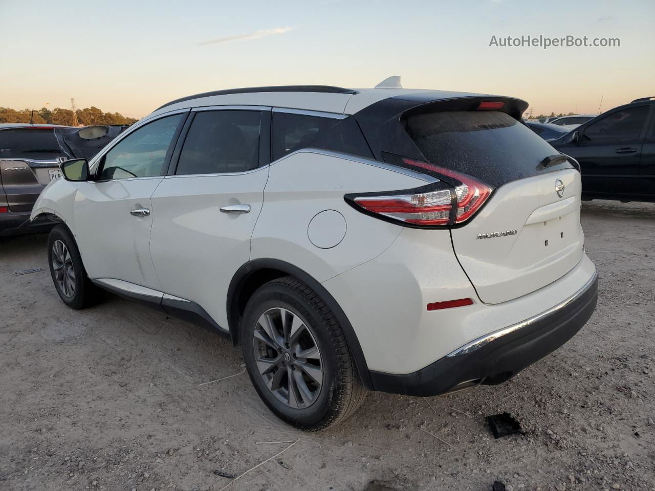 2018 Nissan Murano S White vin: 5N1AZ2MG2JN156408