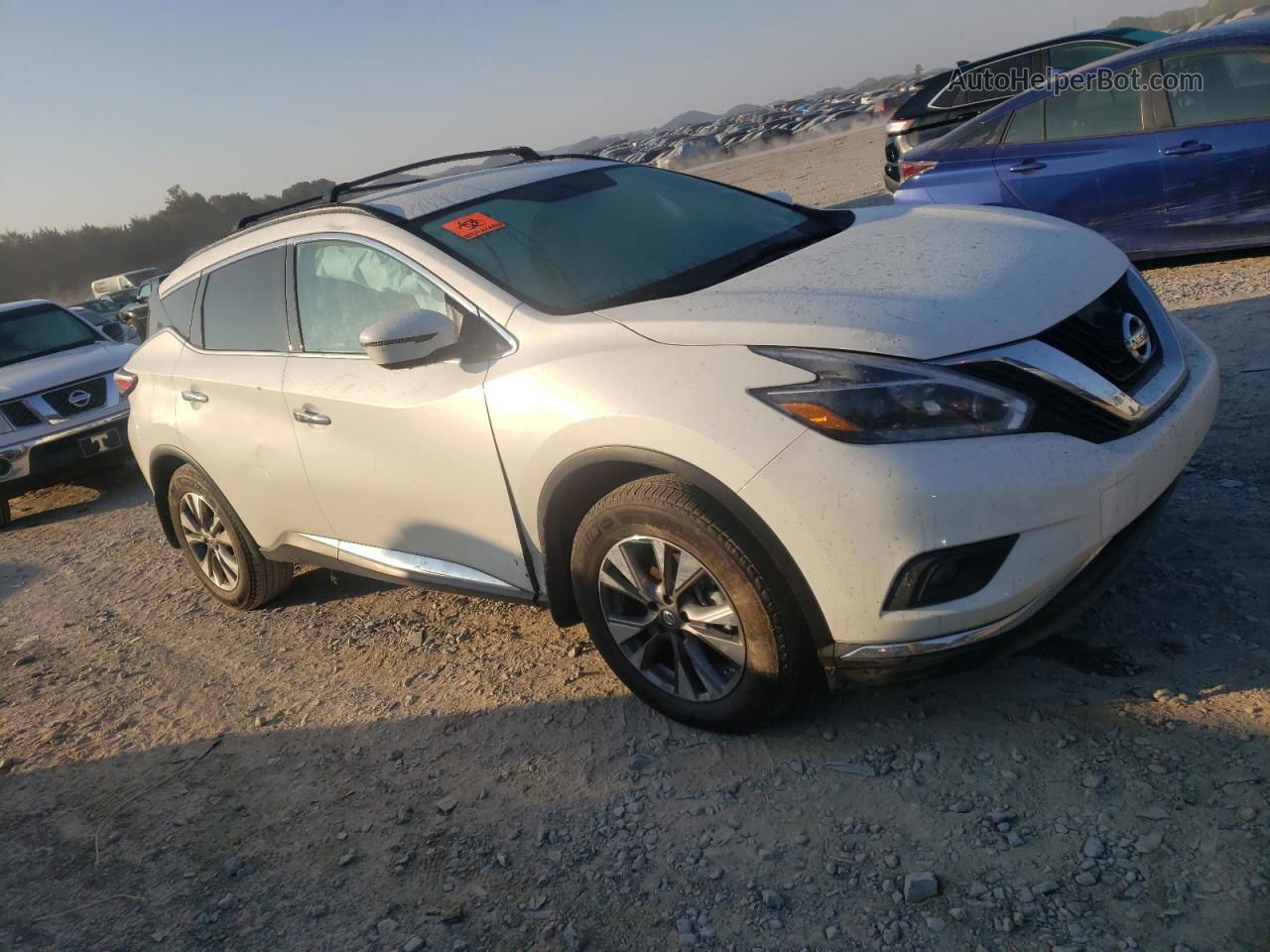 2018 Nissan Murano S White vin: 5N1AZ2MG3JN131078