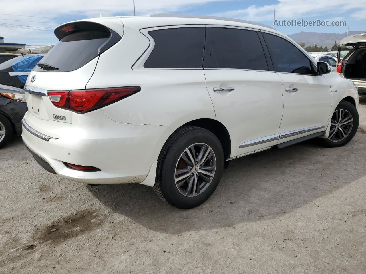 2017 Infiniti Qx60  White vin: 5N1DL0MN2HC555262