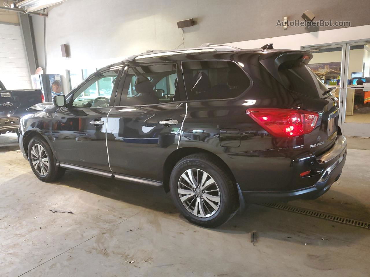 2020 Nissan Pathfinder S Black vin: 5N1DR2AM3LC651173