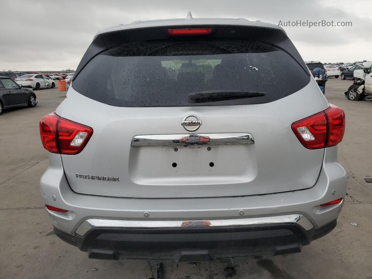 2020 Nissan Pathfinder S Silver vin: 5N1DR2AN7LC609310