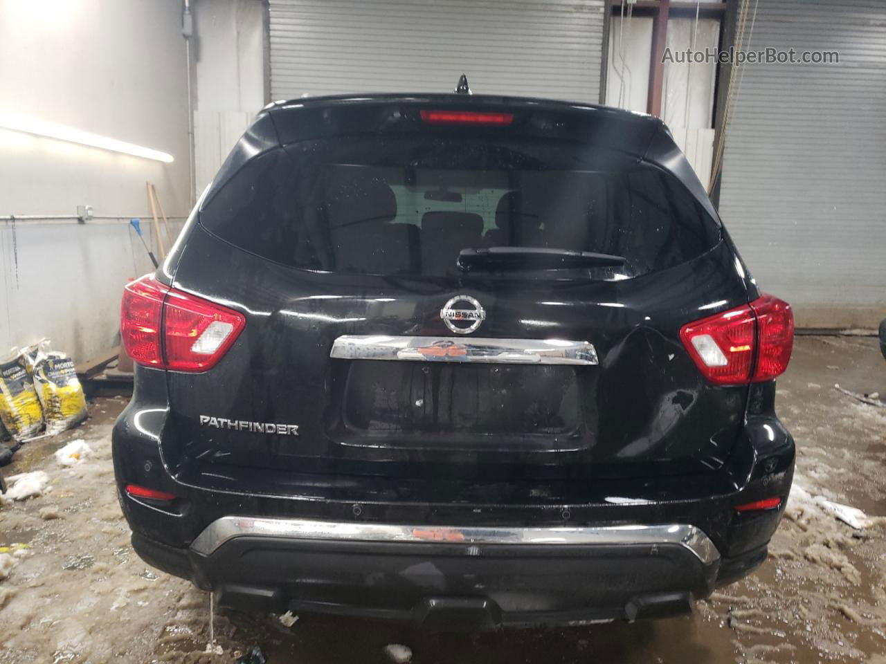 2020 Nissan Pathfinder S Black vin: 5N1DR2AN8LC622888