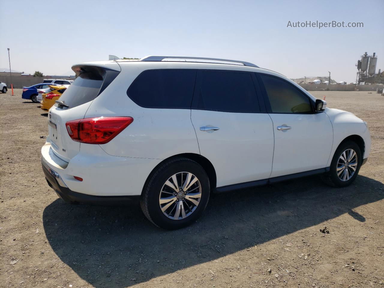 2020 Nissan Pathfinder Sv White vin: 5N1DR2BN1LC602903