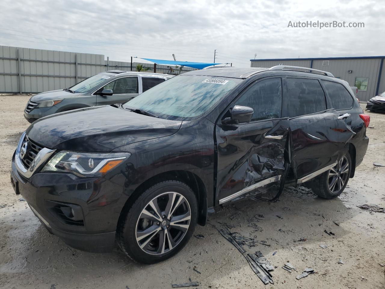 2020 Nissan Pathfinder Platinum Black vin: 5N1DR2DM9LC617945