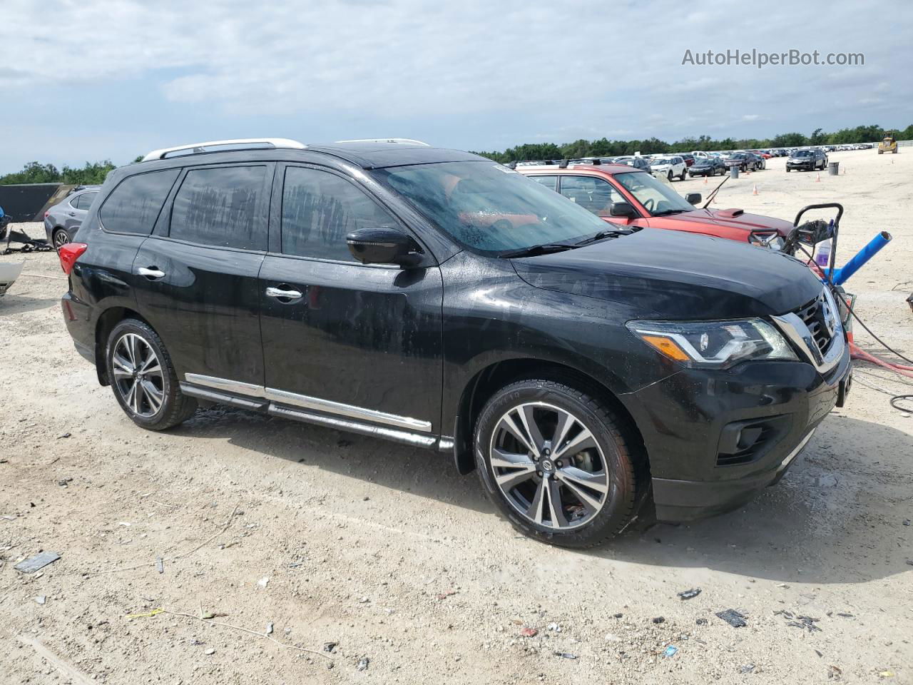 2020 Nissan Pathfinder Platinum Black vin: 5N1DR2DM9LC617945