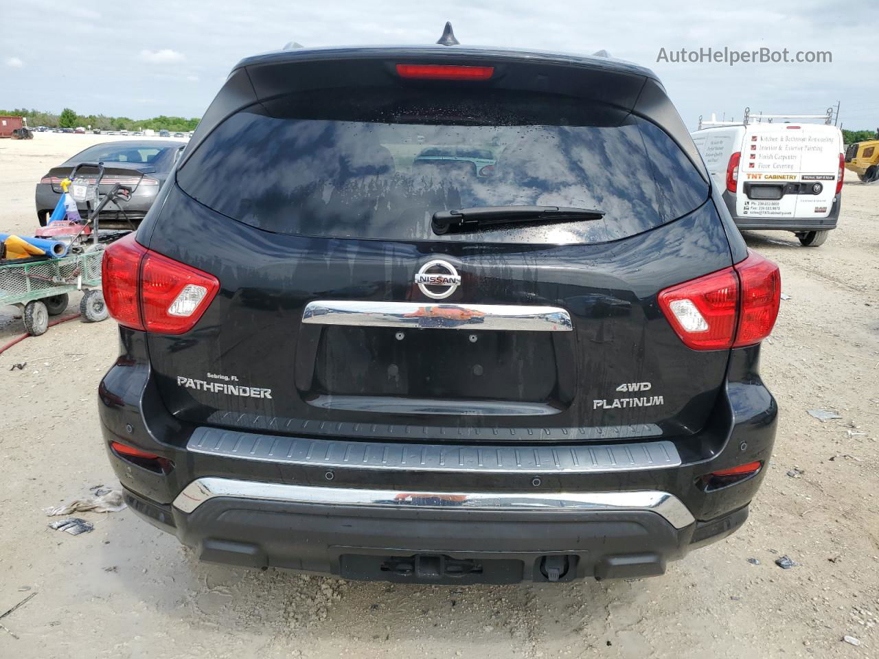 2020 Nissan Pathfinder Platinum Black vin: 5N1DR2DM9LC617945