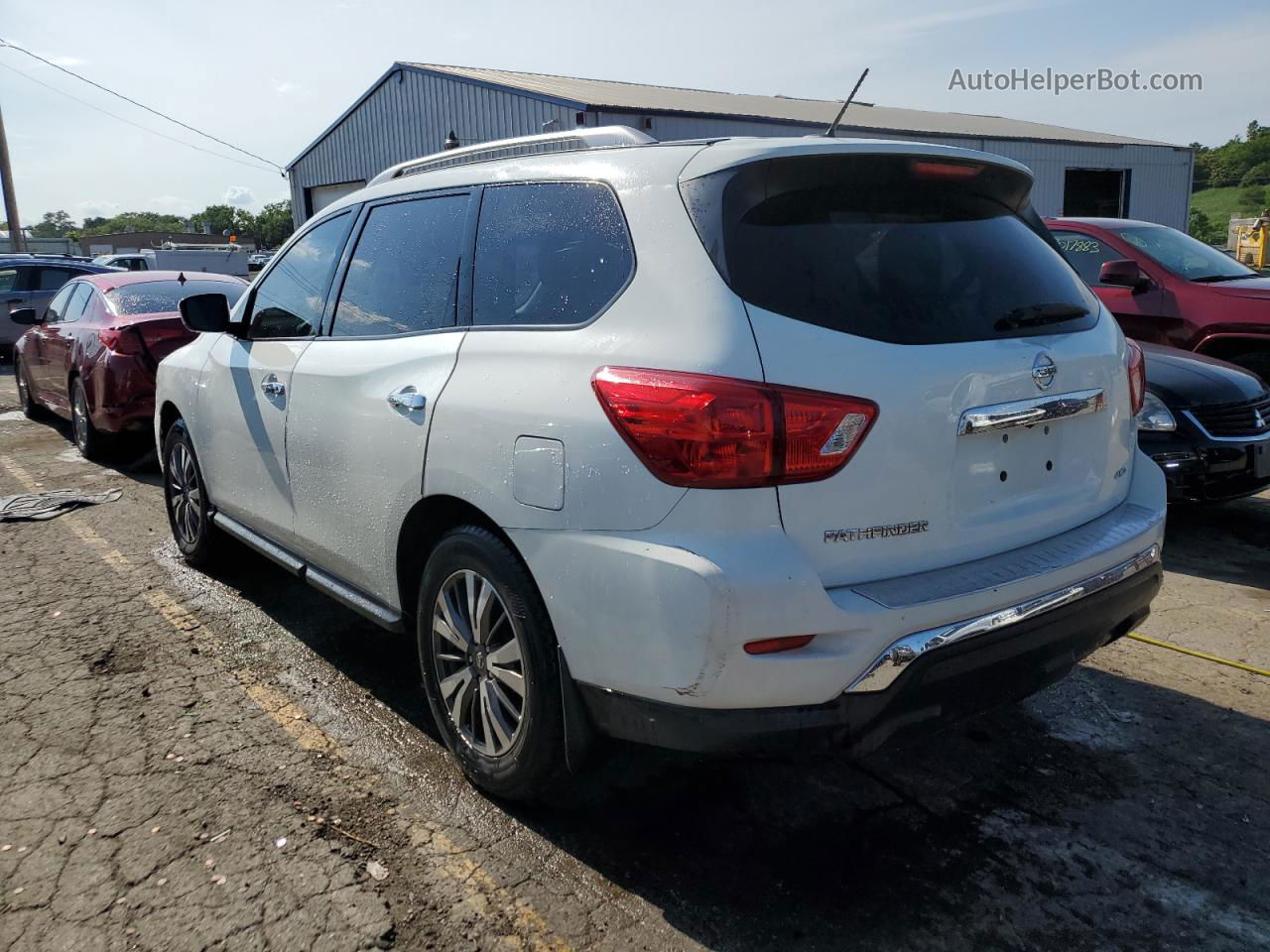 2017 Nissan Pathfinder S White vin: 5N1DR2MM0HC623608