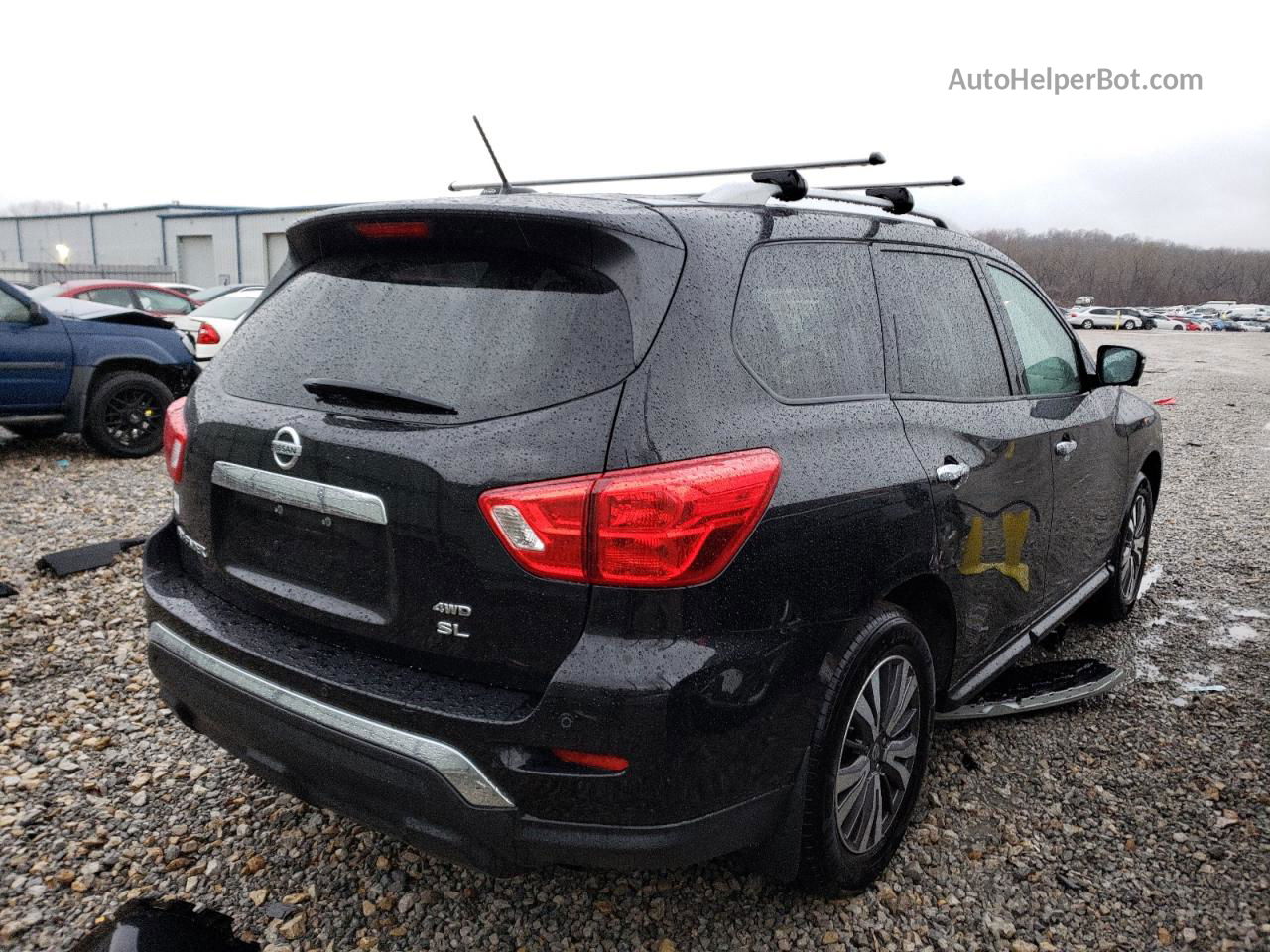 2017 Nissan Pathfinder S Black vin: 5N1DR2MM0HC668077