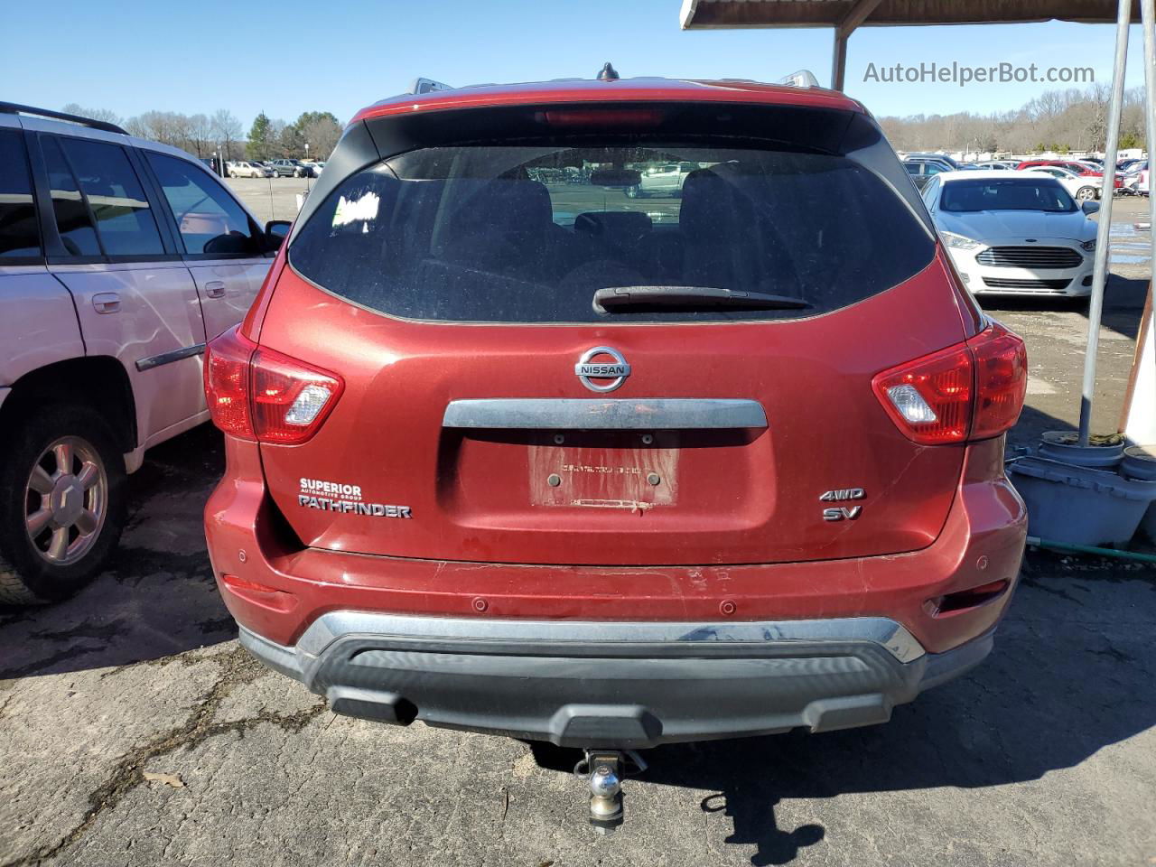 2017 Nissan Pathfinder S Red vin: 5N1DR2MM0HC684148