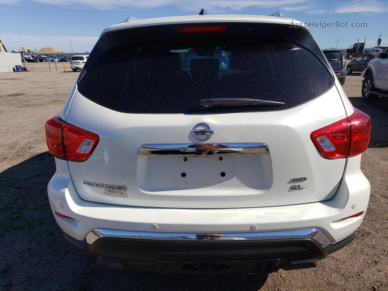 2017 Nissan Pathfinder S White vin: 5N1DR2MM0HC687700