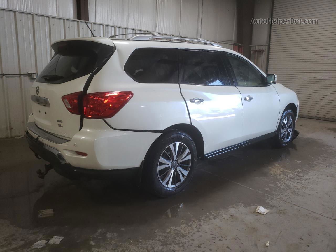 2017 Nissan Pathfinder S Белый vin: 5N1DR2MM2HC623402