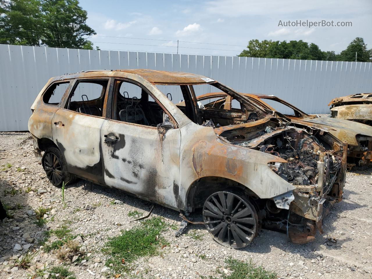 2017 Nissan Pathfinder S Burn vin: 5N1DR2MM2HC638739