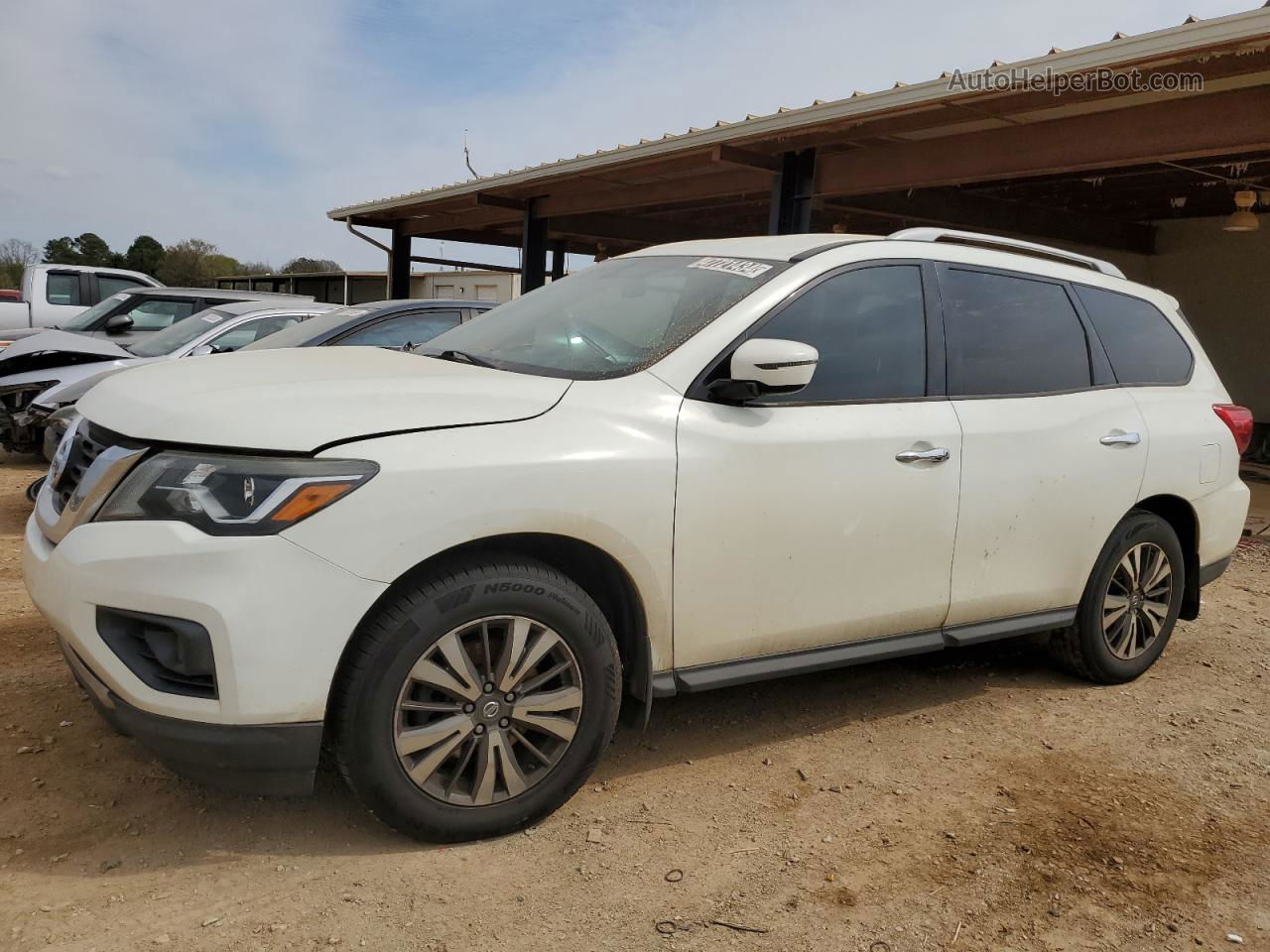 2017 Nissan Pathfinder S White vin: 5N1DR2MM2HC661275