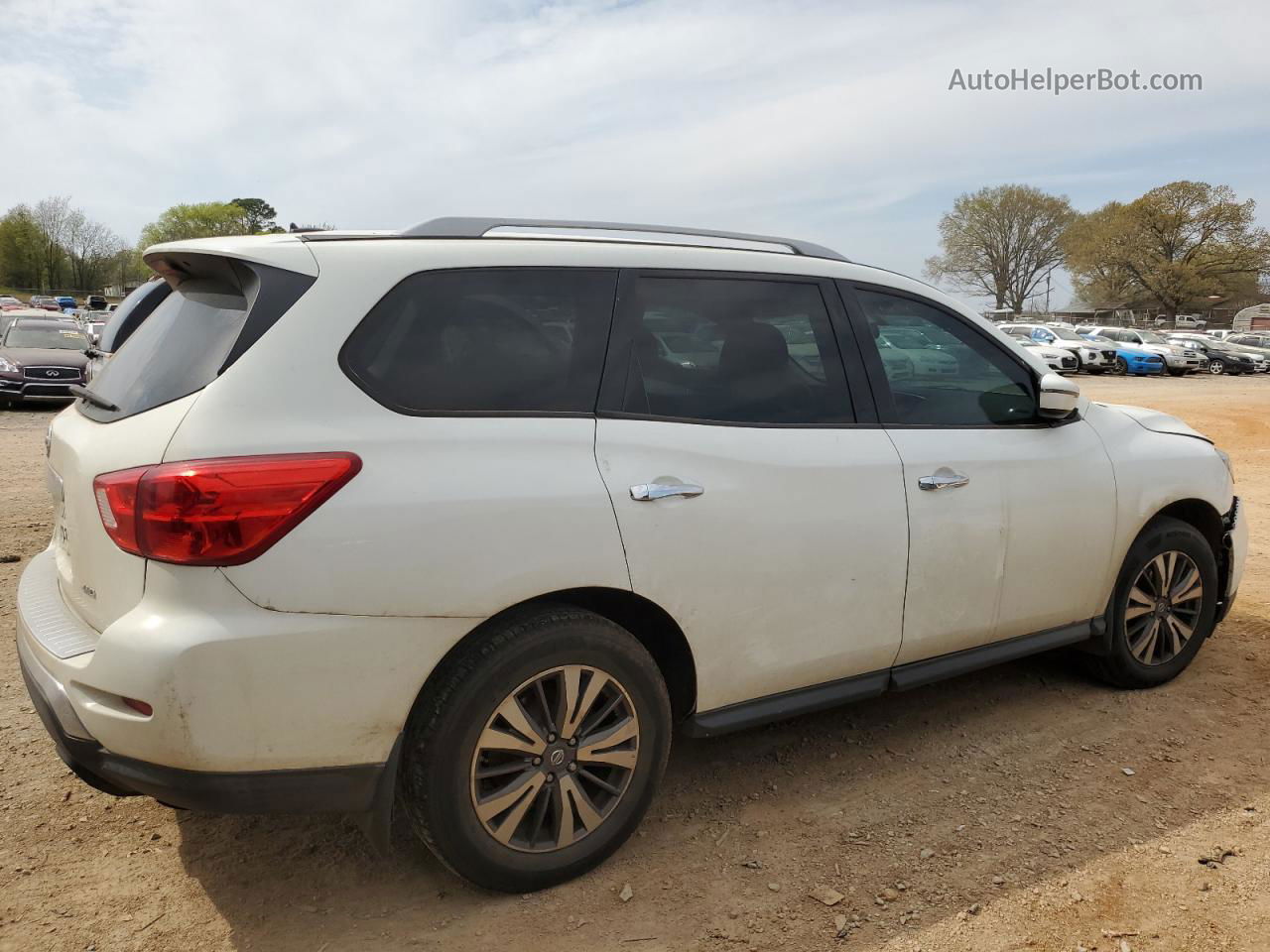 2017 Nissan Pathfinder S White vin: 5N1DR2MM2HC661275