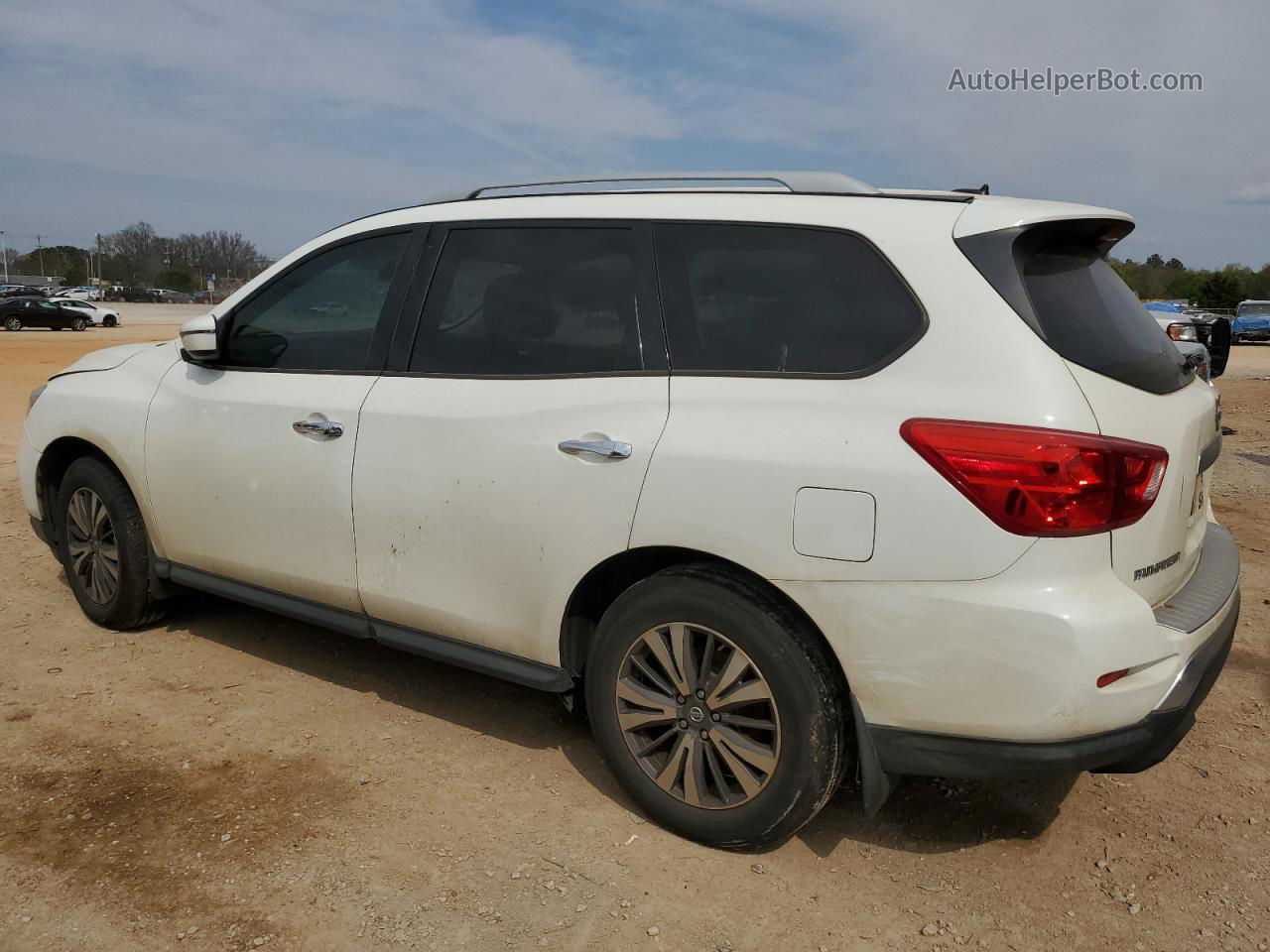 2017 Nissan Pathfinder S White vin: 5N1DR2MM2HC661275