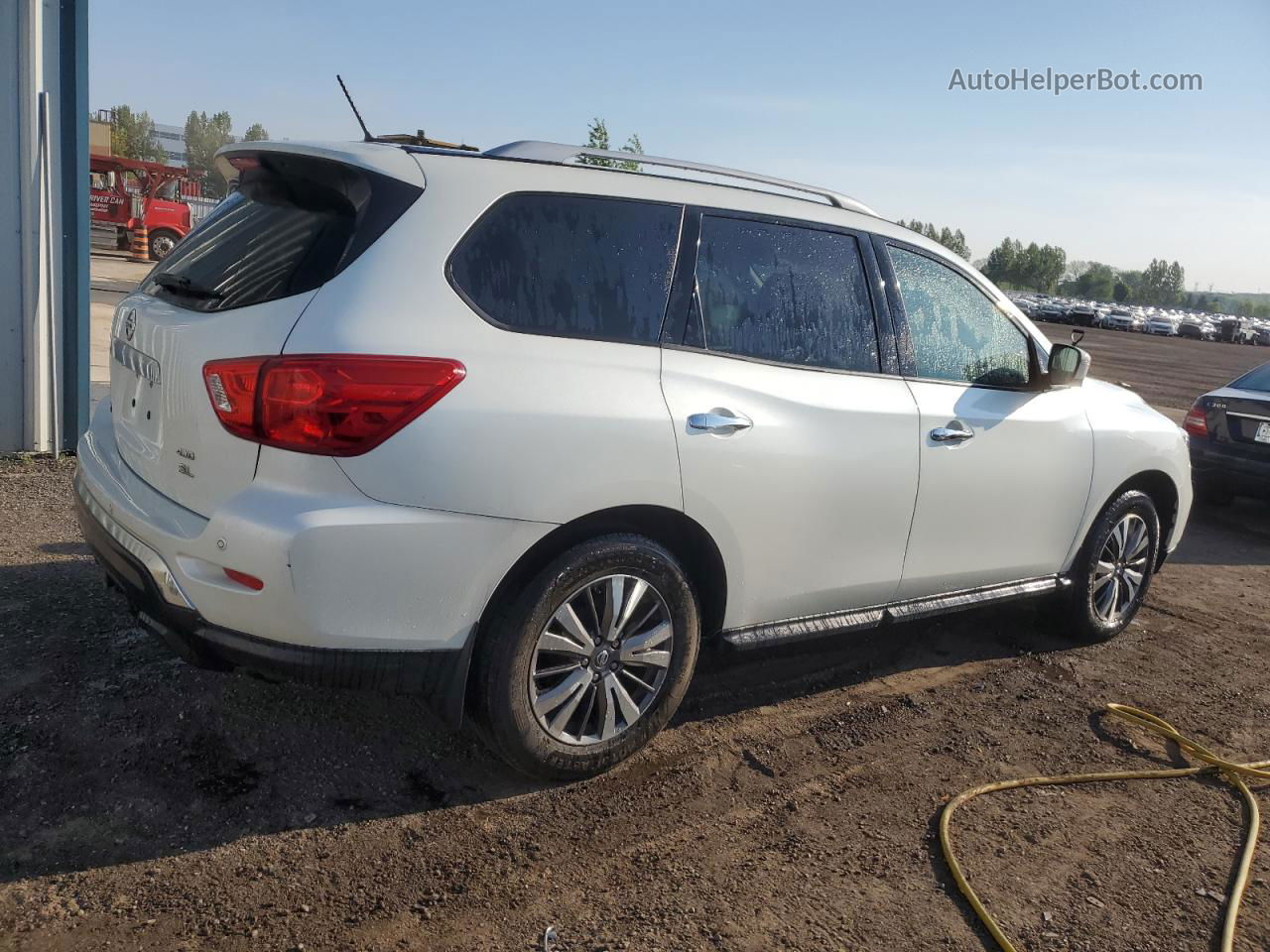 2017 Nissan Pathfinder S White vin: 5N1DR2MM2HC673216