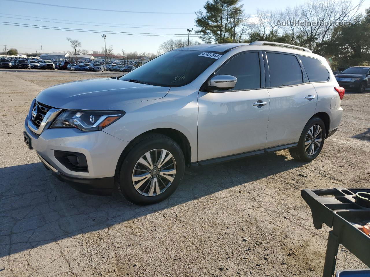 2017 Nissan Pathfinder S Silver vin: 5N1DR2MM3HC635459