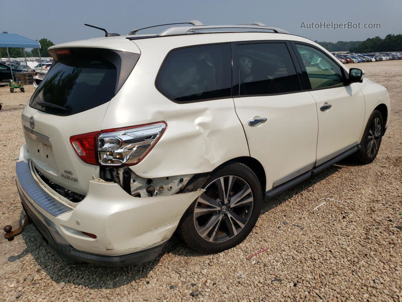 2017 Nissan Pathfinder S White vin: 5N1DR2MM3HC638281