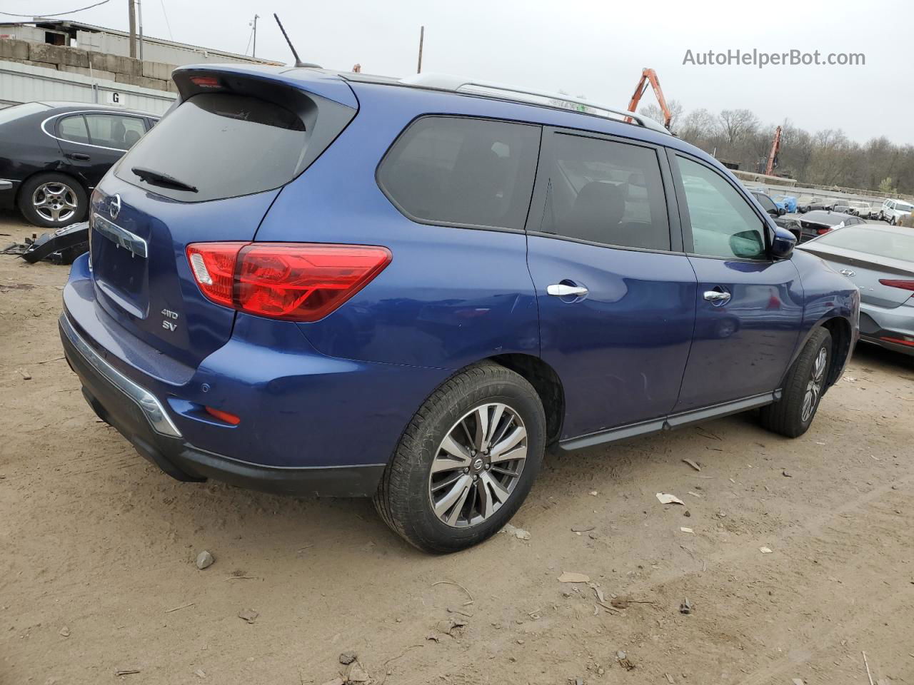 2017 Nissan Pathfinder S Blue vin: 5N1DR2MM4HC605452