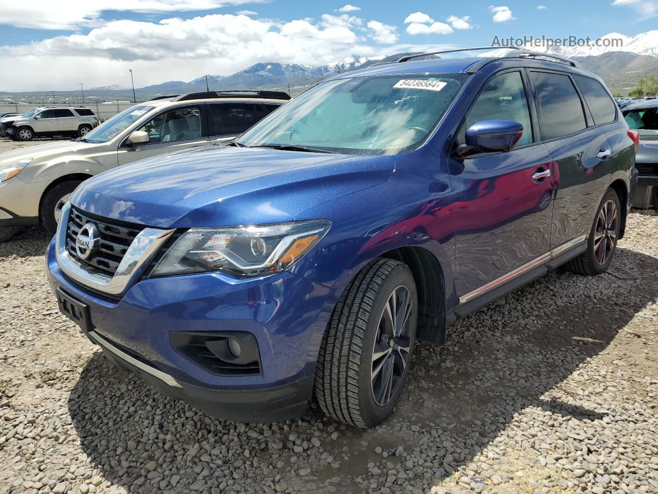 2017 Nissan Pathfinder S Синий vin: 5N1DR2MM4HC626785