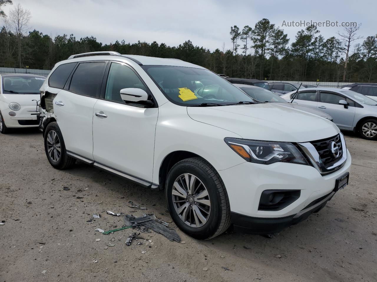 2017 Nissan Pathfinder S Белый vin: 5N1DR2MM5HC627878