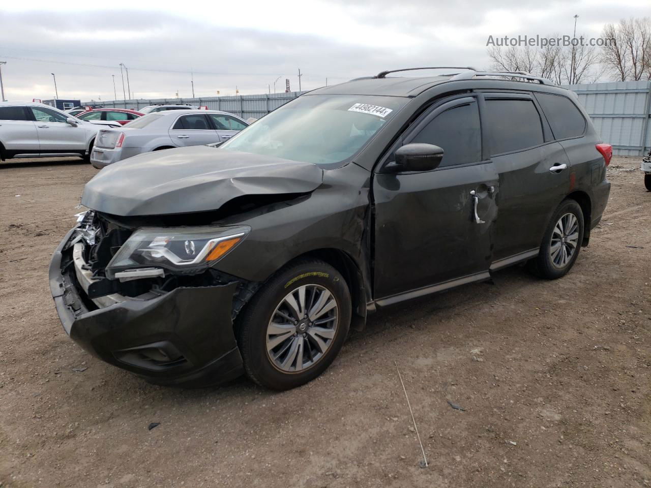 2017 Nissan Pathfinder S Зеленый vin: 5N1DR2MM6HC632832