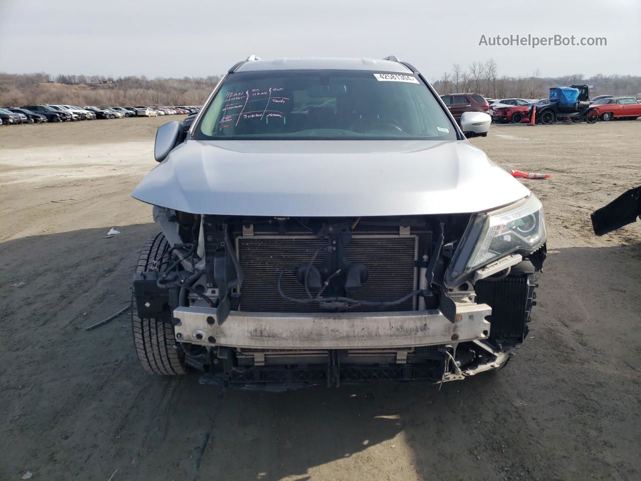 2017 Nissan Pathfinder S Silver vin: 5N1DR2MM6HC694585