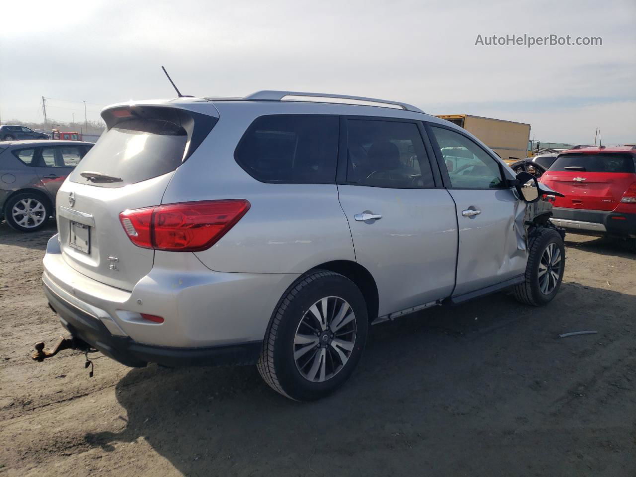 2017 Nissan Pathfinder S Silver vin: 5N1DR2MM6HC694585