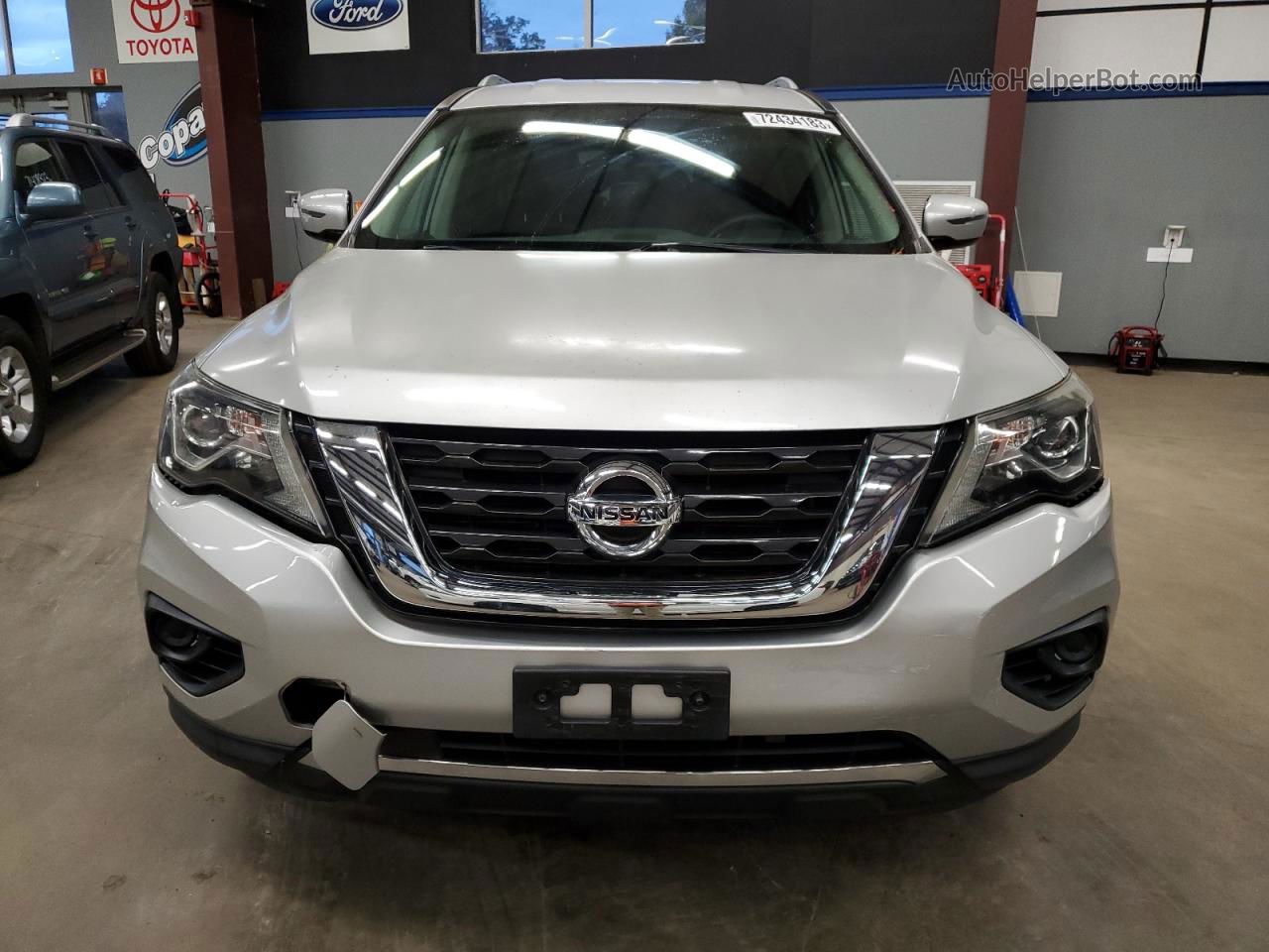 2017 Nissan Pathfinder S Silver vin: 5N1DR2MM7HC663586