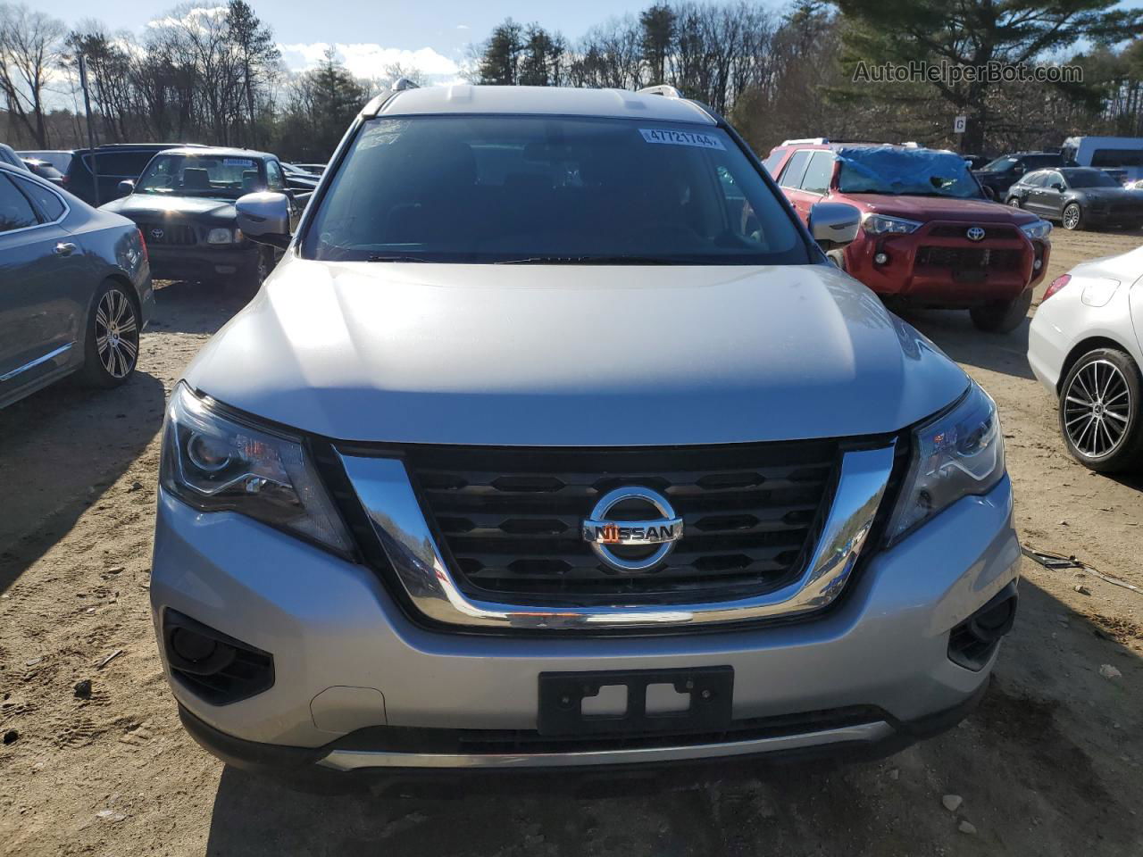 2017 Nissan Pathfinder S Silver vin: 5N1DR2MM8HC686651