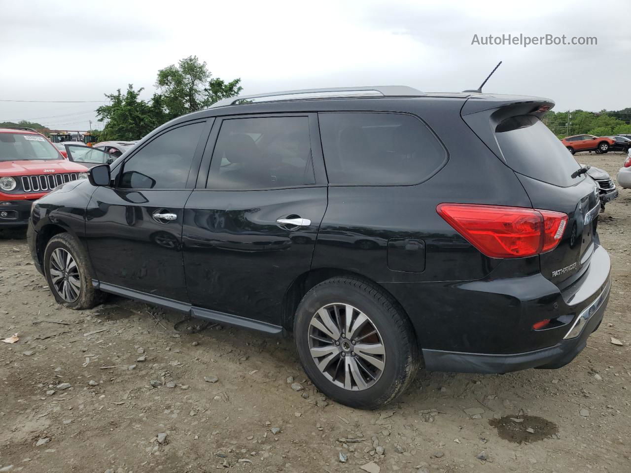 2017 Nissan Pathfinder S Black vin: 5N1DR2MM9HC643713