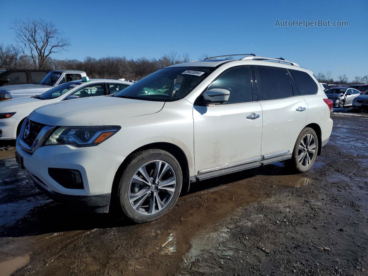 2017 Nissan Pathfinder S White vin: 5N1DR2MMXHC624412