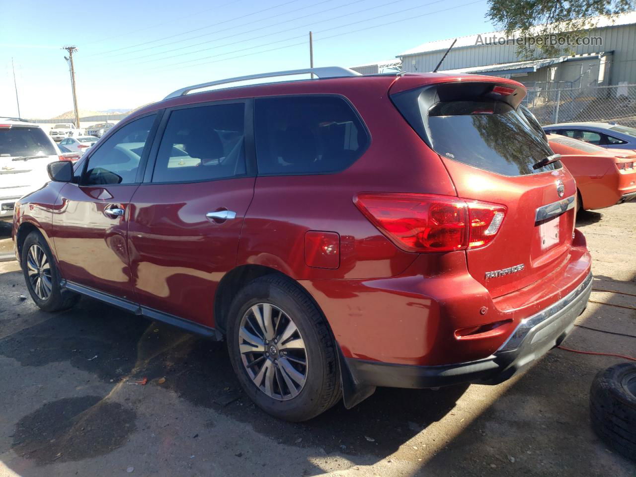 2017 Nissan Pathfinder S Burgundy vin: 5N1DR2MN4HC621174