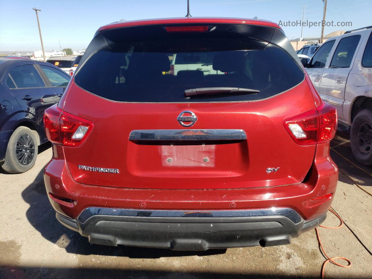 2017 Nissan Pathfinder S Burgundy vin: 5N1DR2MN4HC621174