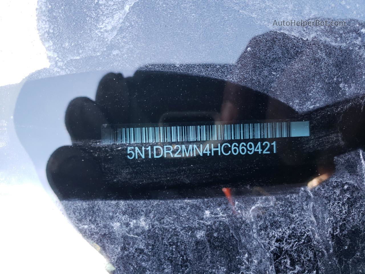 2017 Nissan Pathfinder S Черный vin: 5N1DR2MN4HC669421