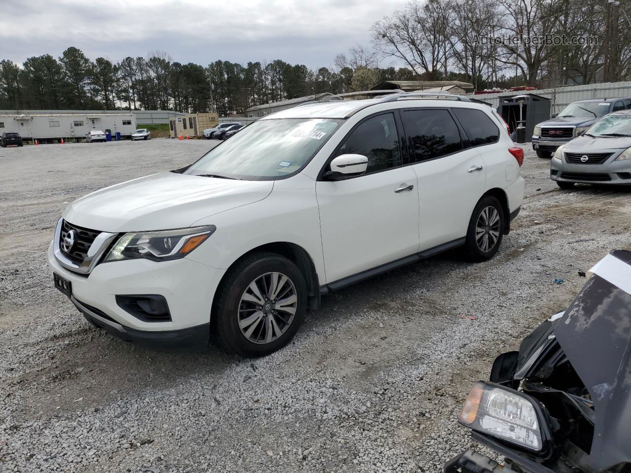 2017 Nissan Pathfinder S White vin: 5N1DR2MN4HC689877