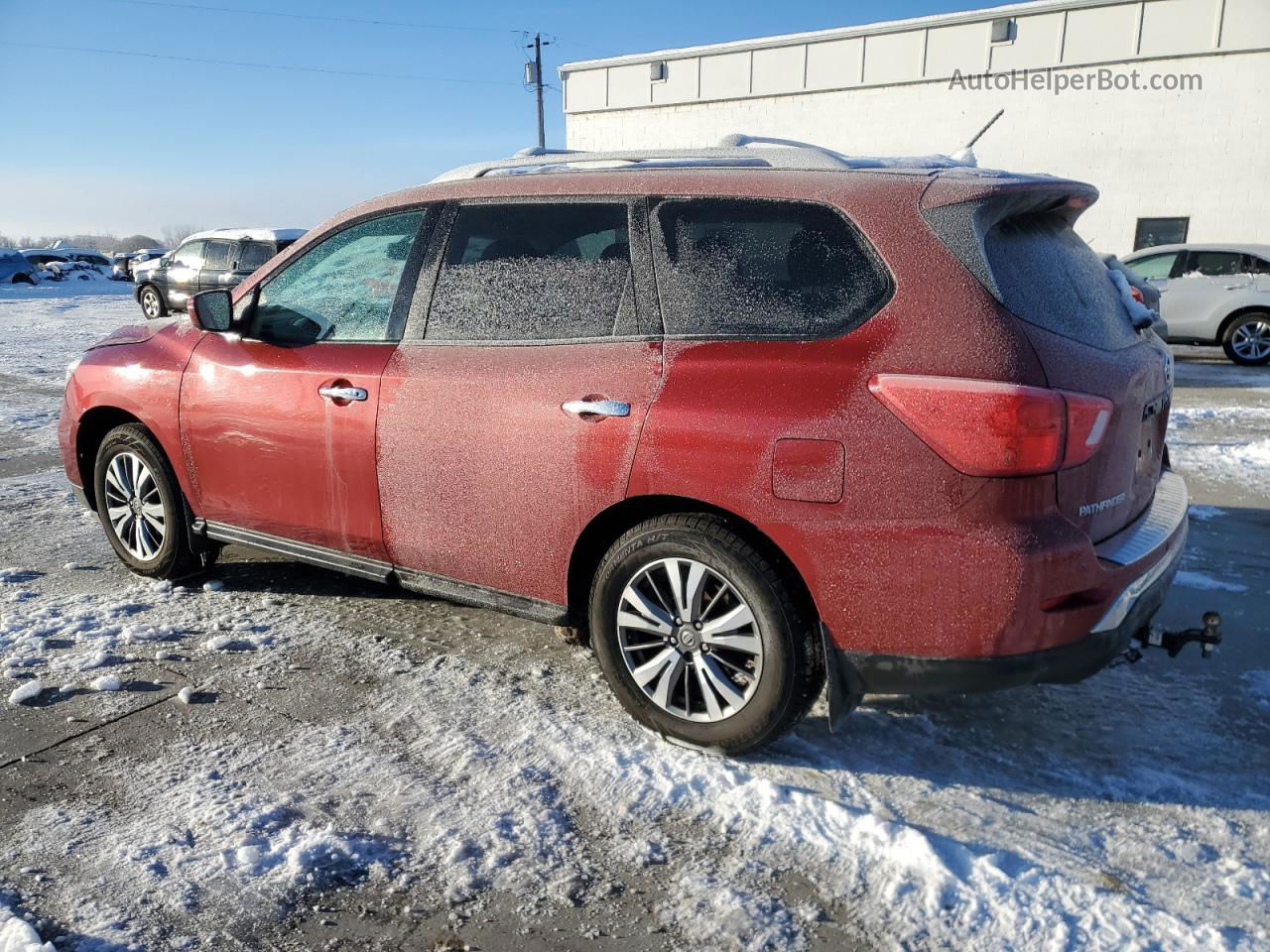 2017 Nissan Pathfinder S Red vin: 5N1DR2MN5HC619241