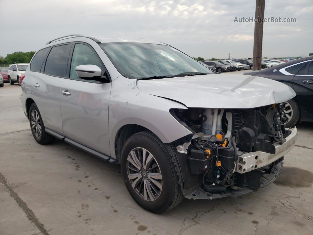 2017 Nissan Pathfinder S Silver vin: 5N1DR2MN5HC670805