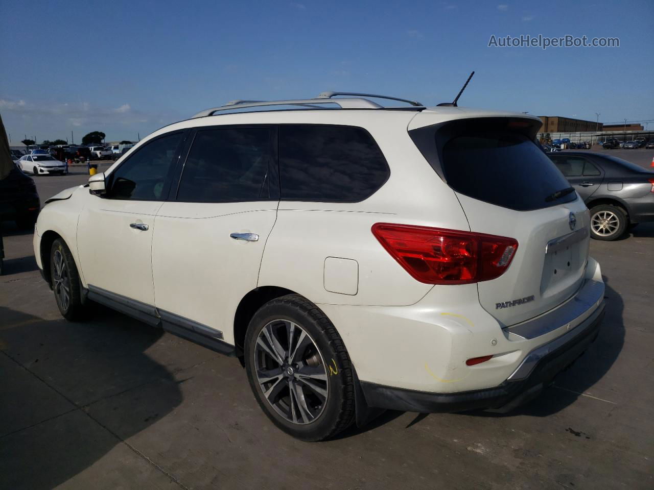 2017 Nissan Pathfinder S White vin: 5N1DR2MN8HC641539