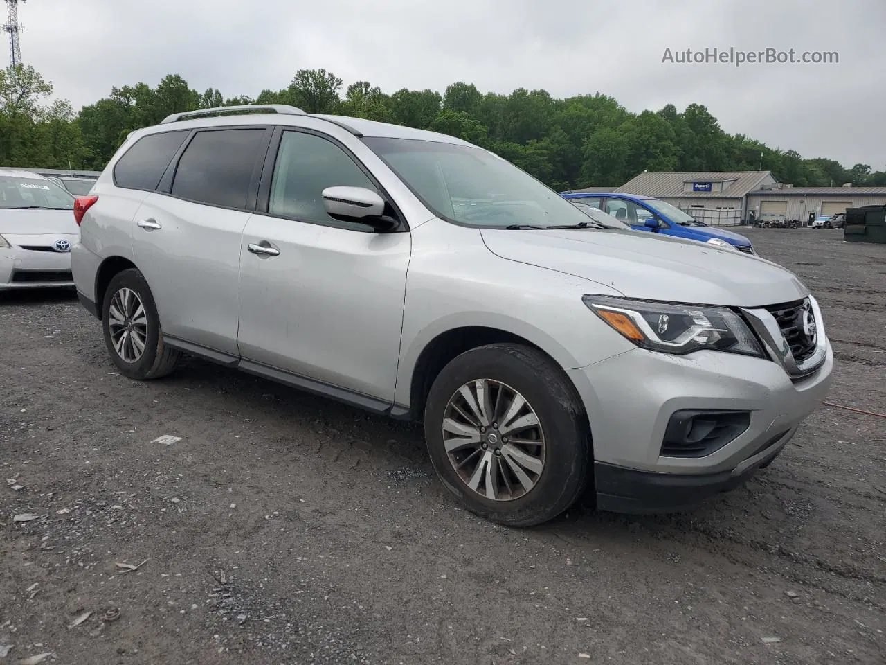 2017 Nissan Pathfinder S Silver vin: 5N1DR2MN9HC664537