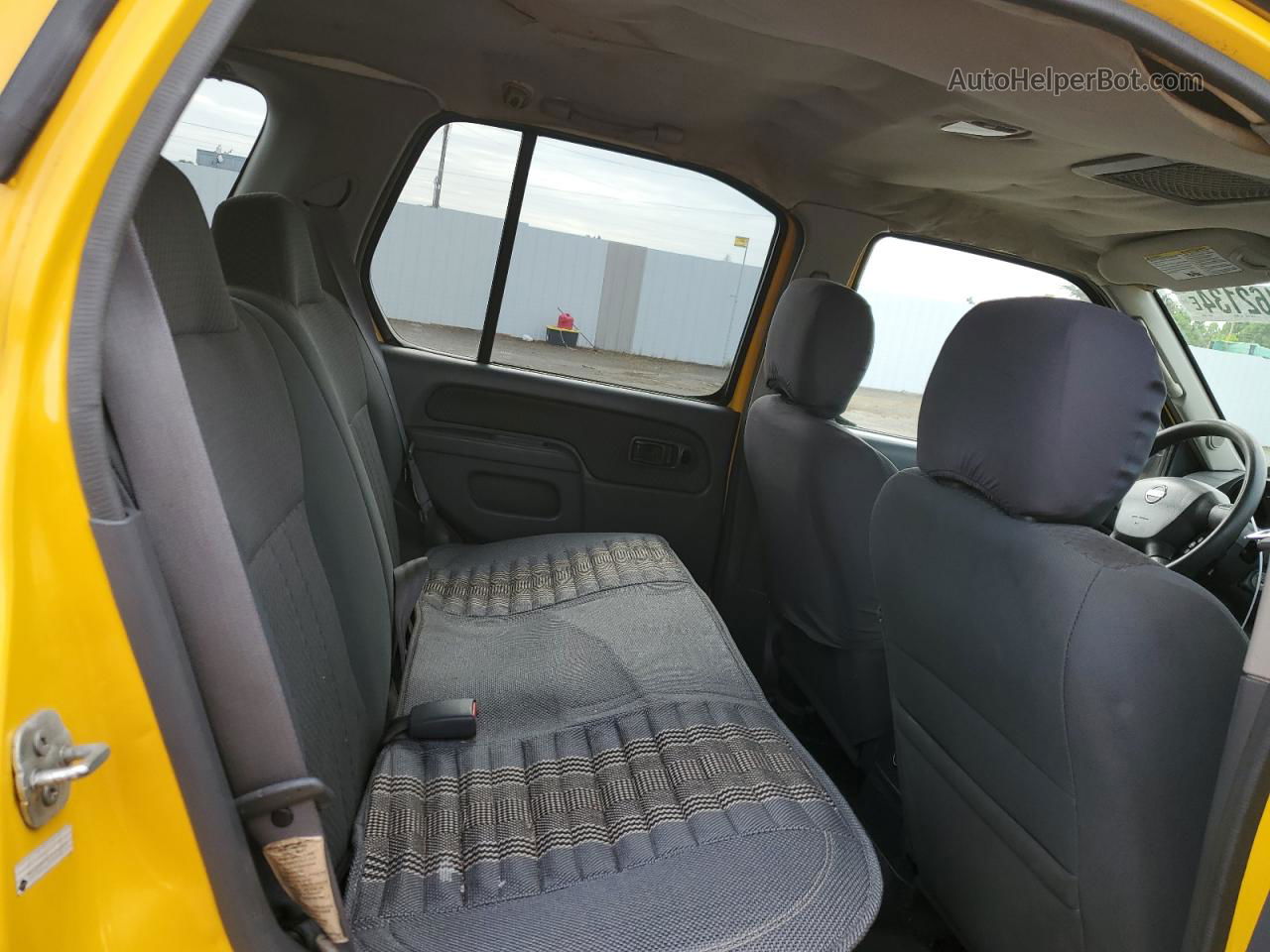 2003 Nissan Xterra Xe Yellow vin: 5N1ED28T13C634999