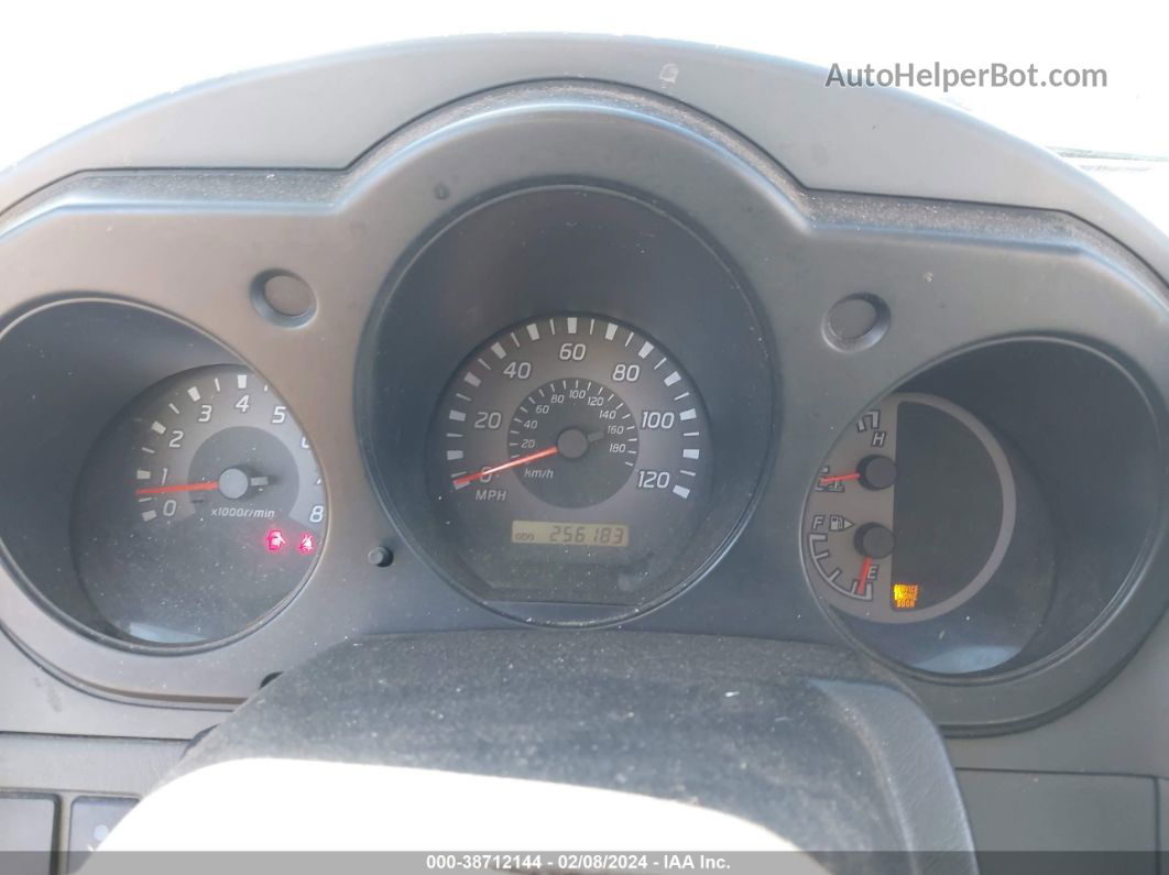 2003 Nissan Xterra Xe Белый vin: 5N1ED28Y13C687455