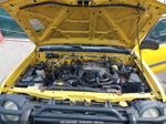 2003 Nissan Xterra Xe Yellow vin: 5N1ED28Y73C697942