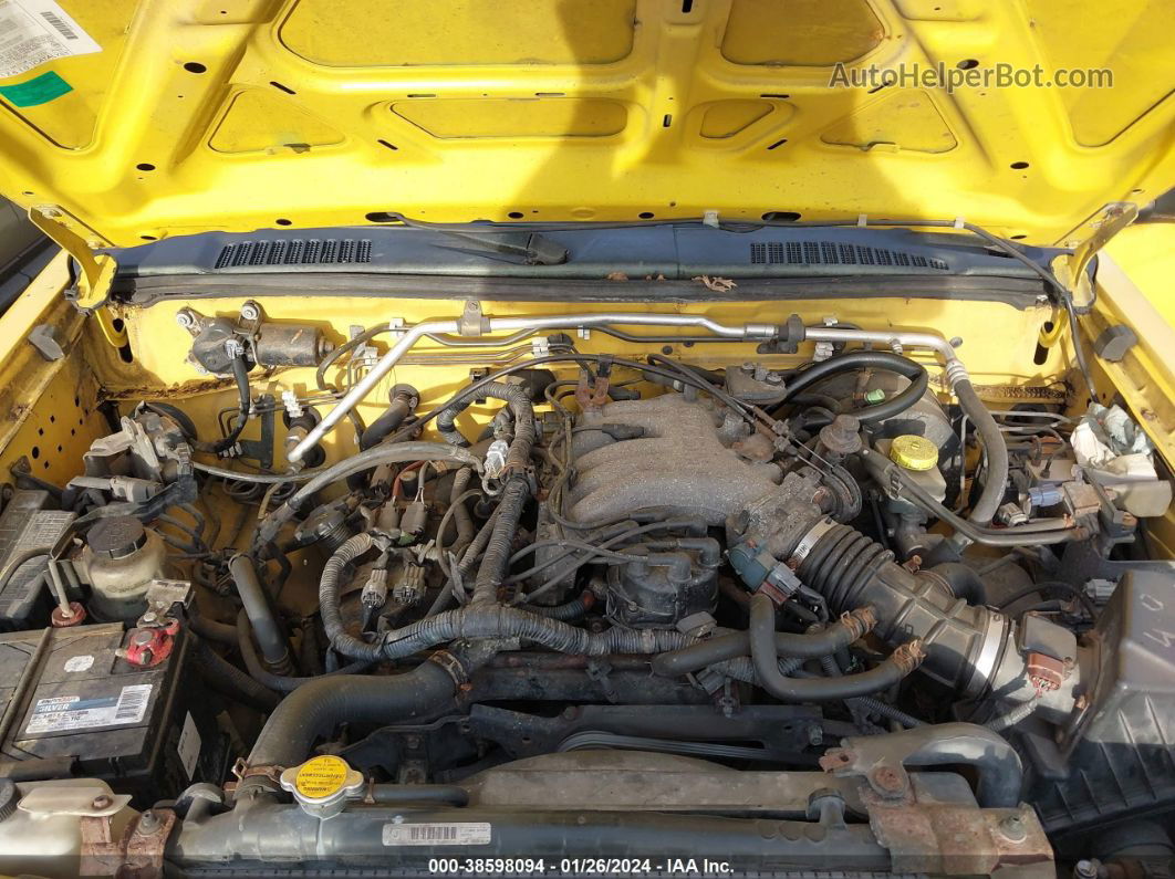 2003 Nissan Xterra Xe Yellow vin: 5N1ED28YX3C694159