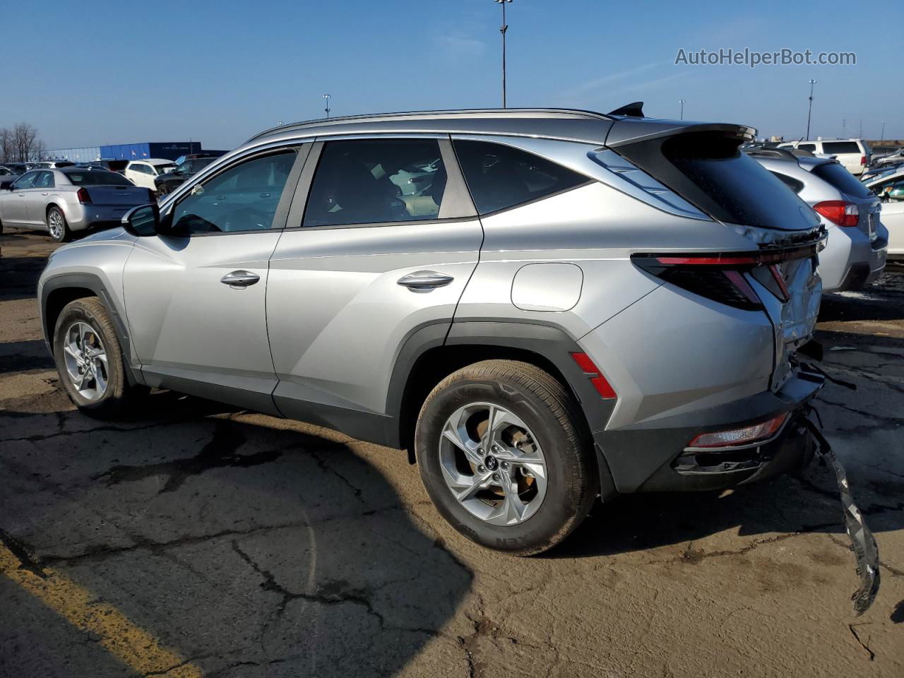 2022 Hyundai Tucson Sel Silver vin: 5NMJBCAE4NH037666