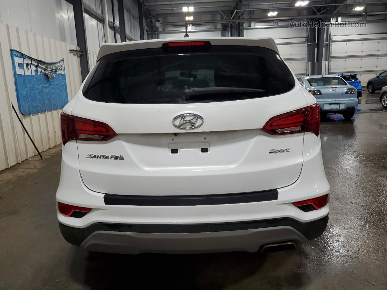 2018 Hyundai Santa Fe Sport  White vin: 5NMZT3LB1JH072100