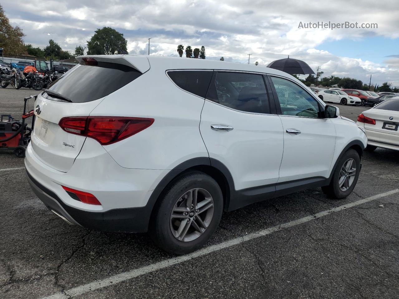 2018 Hyundai Santa Fe Sport  White vin: 5NMZT3LB1JH081766