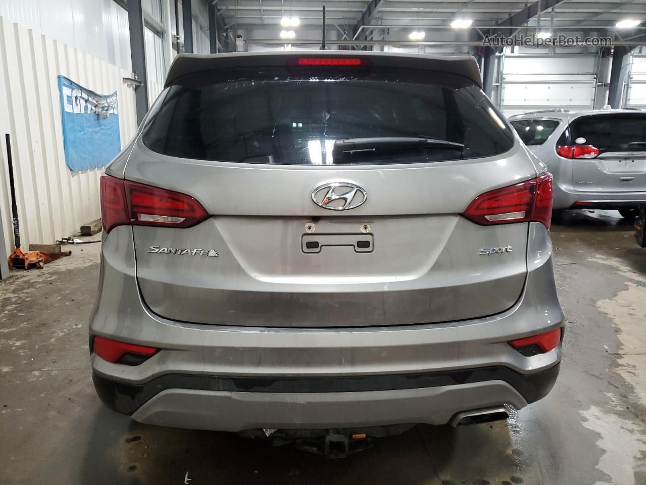 2018 Hyundai Santa Fe Sport  Серебряный vin: 5NMZT3LB4JH071619